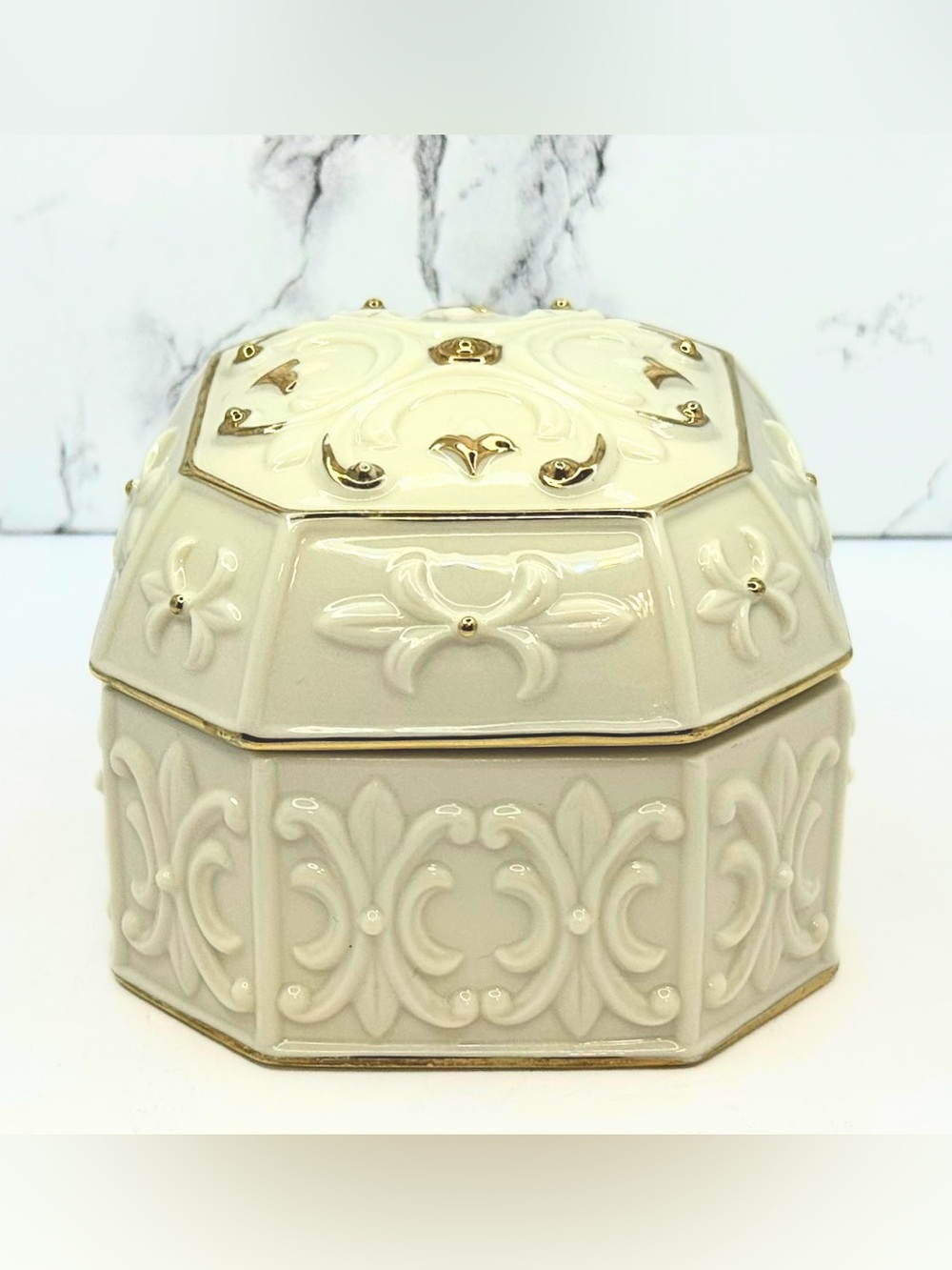 LENOX Ivory Porcelain 24k Gilded Decorative Music Trinket Box
